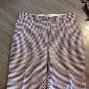 H&M Dress Pants. Color burgundy and black. No flaws. Size 8
